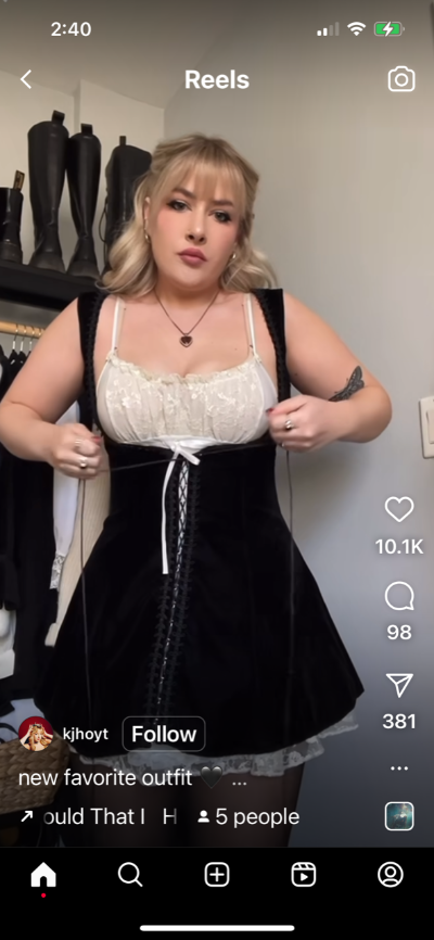 Velvet lace up Bust dress – jeannienitroclothing